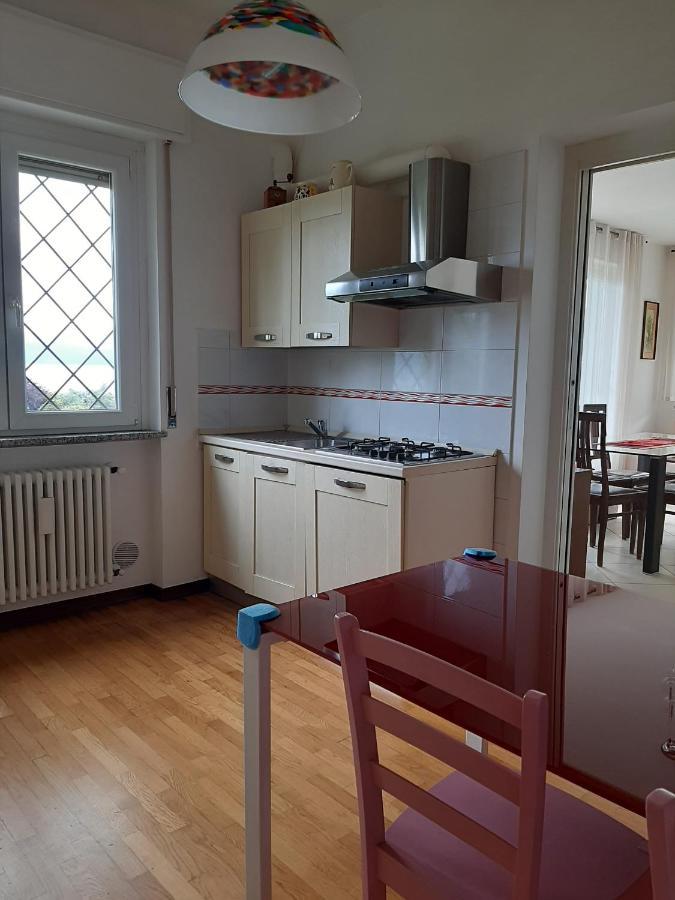 La Finestra Sul Lago - In Villa Con Vista E Posto Auto Coperto ستريزا المظهر الخارجي الصورة