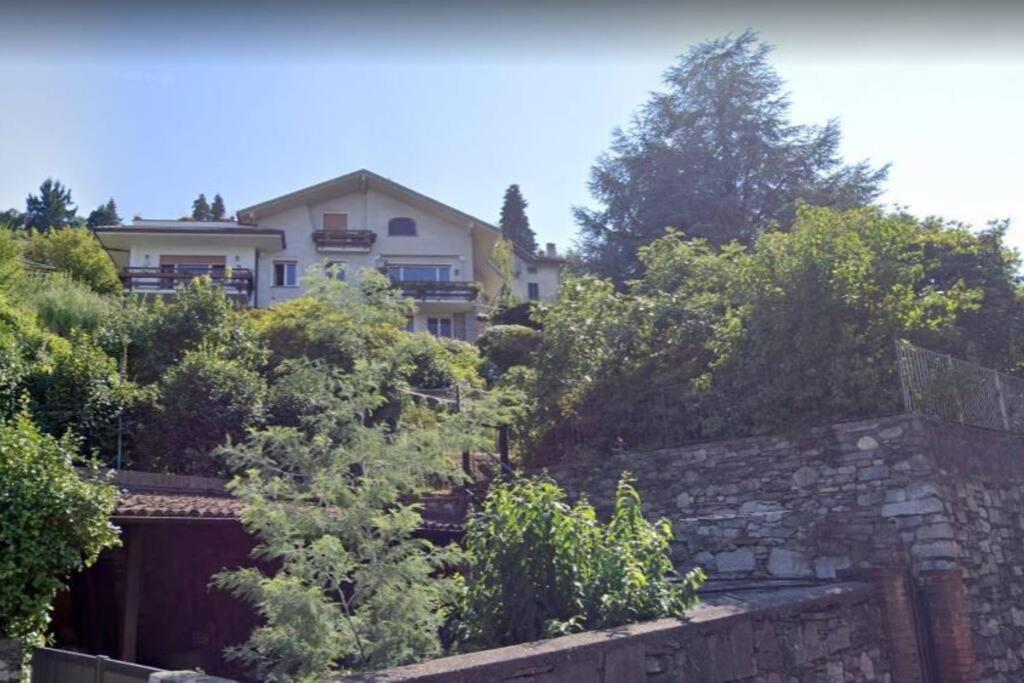 La Finestra Sul Lago - In Villa Con Vista E Posto Auto Coperto ستريزا المظهر الخارجي الصورة
